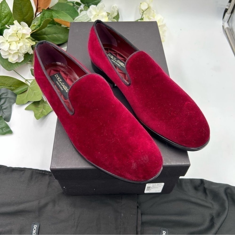 Men’s dolce and Gabbana red velvet loafers size 7, made in Italy